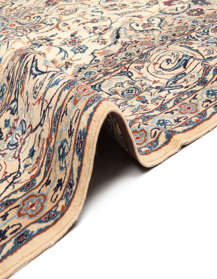 Detail image of  9' 10 x 13' 5 Nain Rug