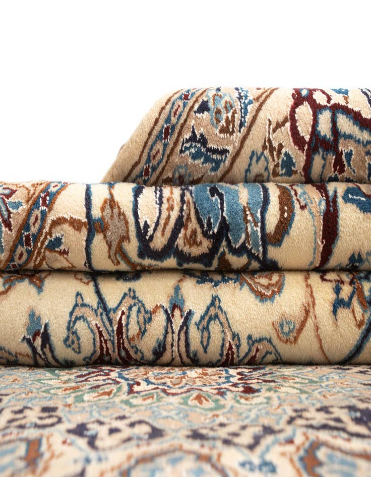 Detail image of  7' 1 x 10' 2 Nain Wool Rug