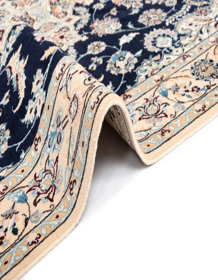 Detail image of  3' 11 x 6' Nain Rug