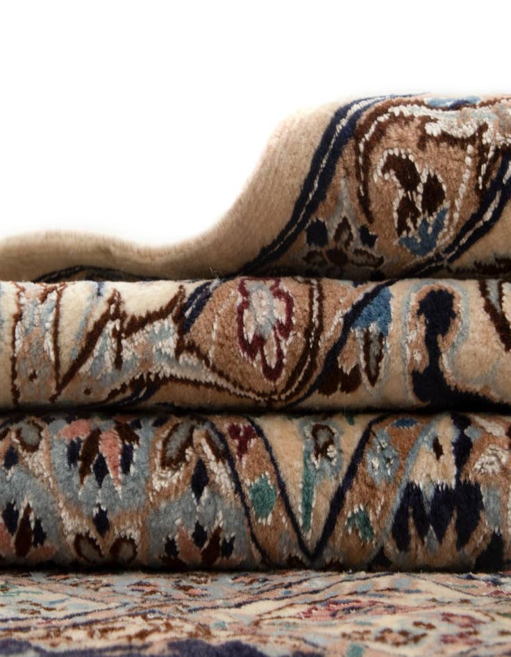 Detail image of  4' 2 x 5' 11  Hand Knotted Nain Persian Rug