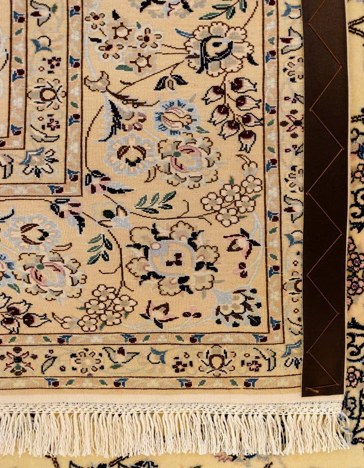 Detail image of  5' 4 x 7' 8 Nain Rug