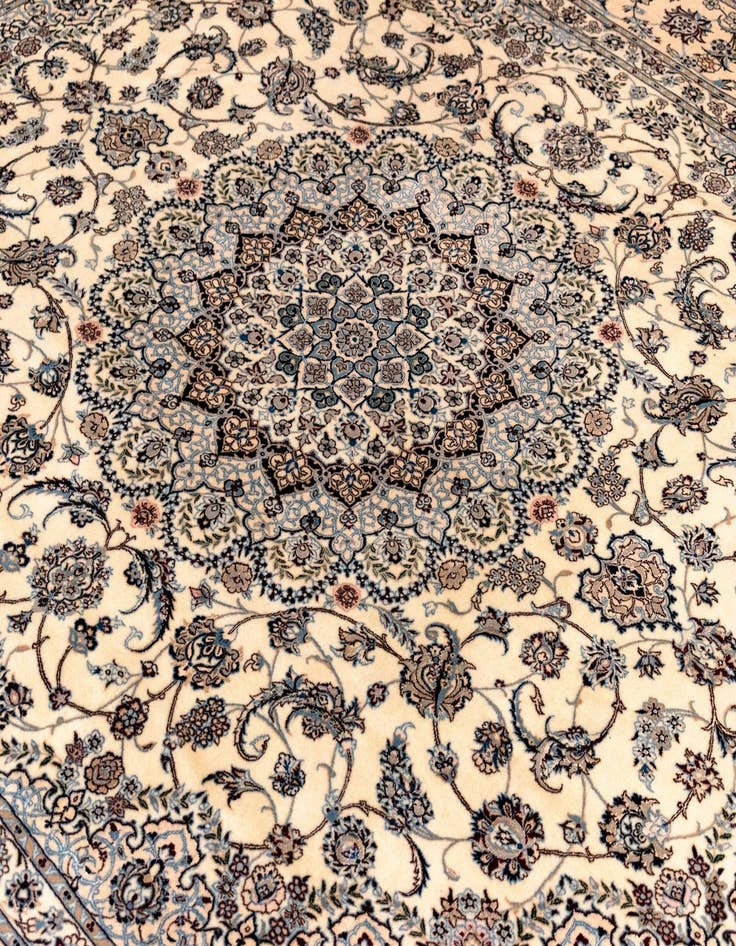 Detail image of  8' 5 x 9' 10 Nain Rug