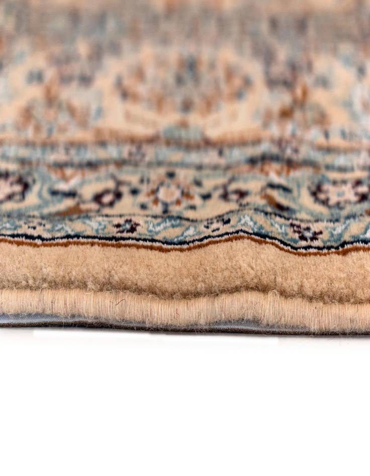 Detail image of  9' 5 x 13' Nain Rug