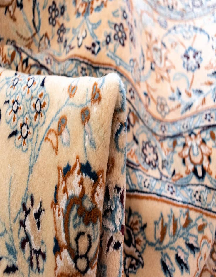 Detail image of  9' 5 x 13' Nain Rug
