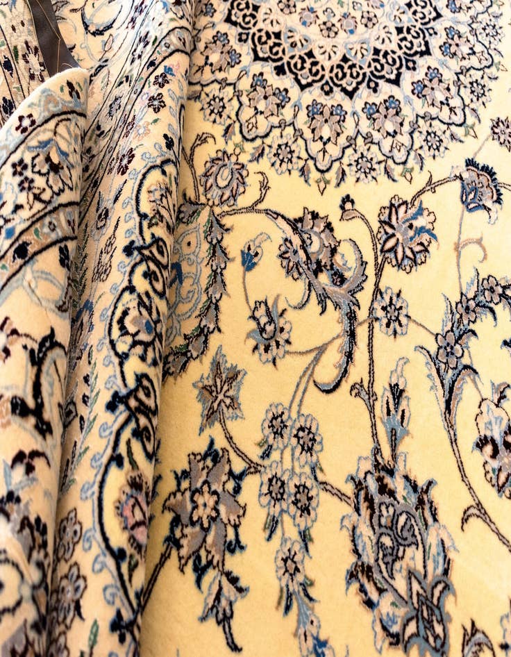 Detail image of  6' 4 x 9' 11 Nain Rug