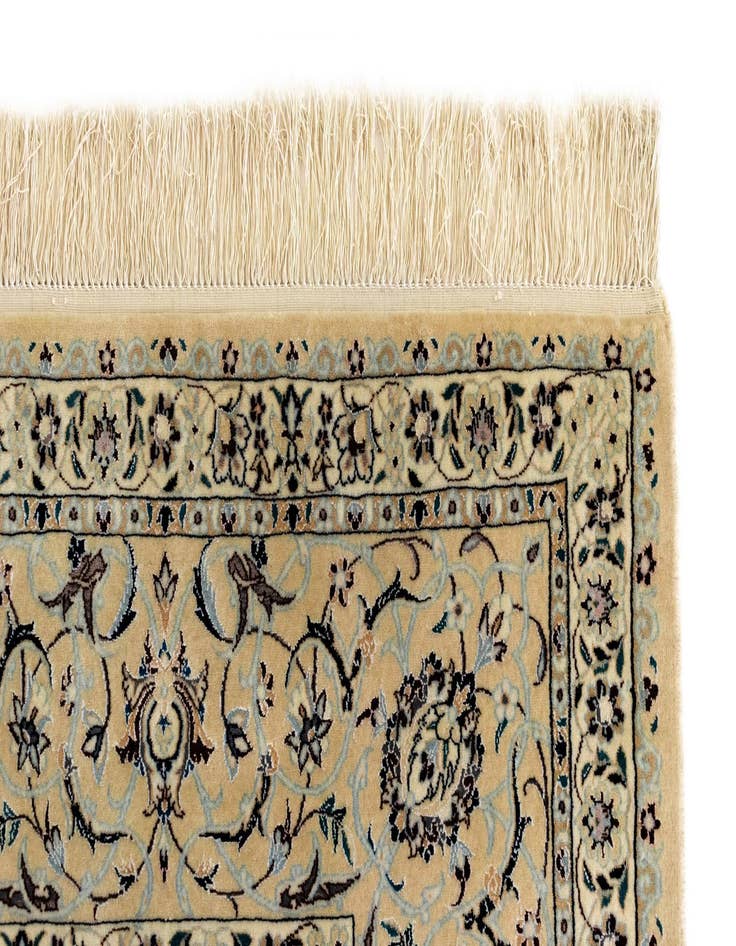 Detail image of  6' 5 x 9' 11 Nain Rug