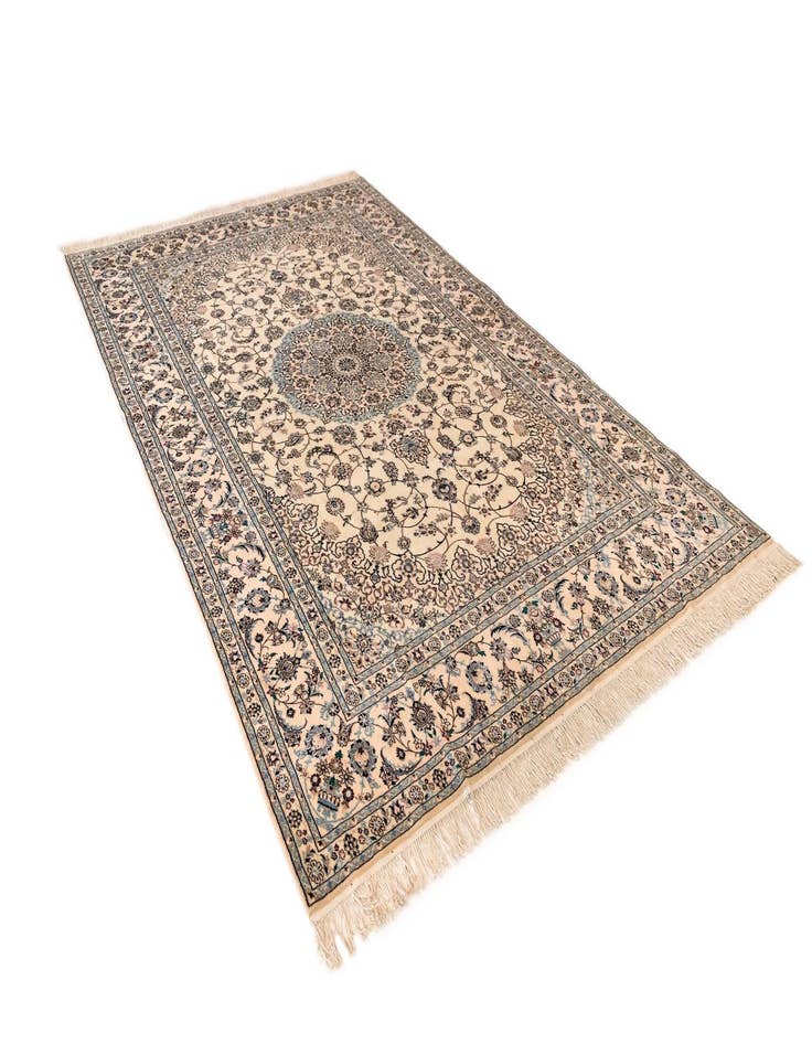 Detail image of  6' 8 x 10' 8 Nain Rug