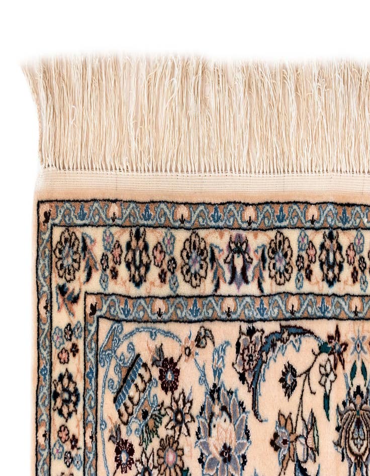 Detail image of  6' 8 x 10' 8 Nain Rug