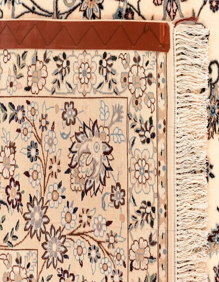 Detail image of  6' 9 x 10' 4 Nain Rug