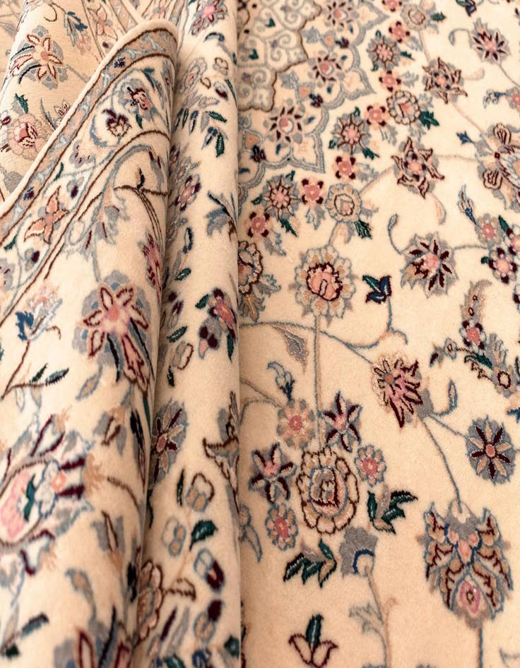 Detail image of  6' 10 x 10' 1 Nain Rug