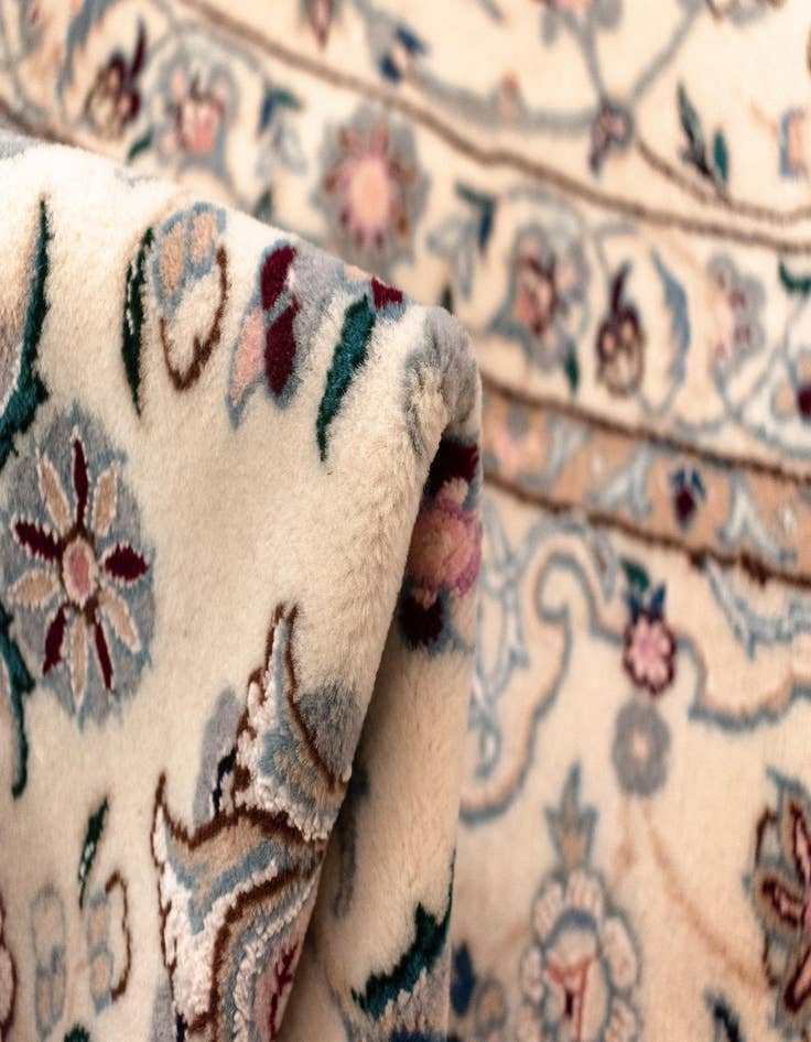 Detail image of  6' 10 x 10' 1 Nain Rug