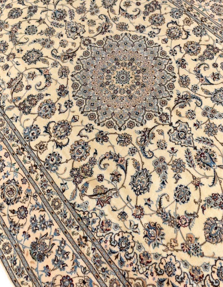 Detail image of  6' 7 x 9' 11 Nain Rug