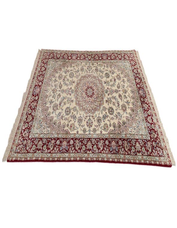 Detail image of  6' 4 x 9' 7 Nain Rug