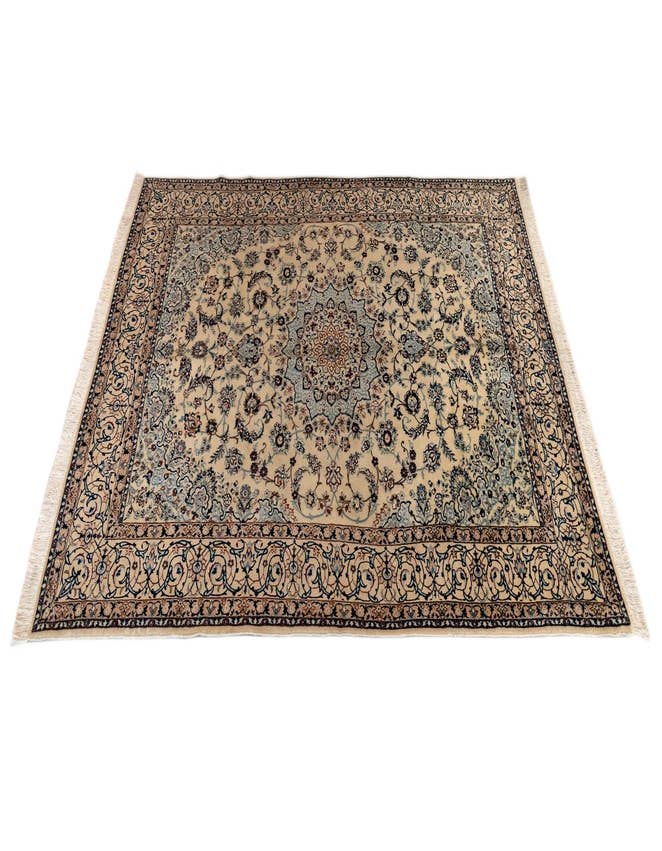 Detail image of  5' 5 x 8' 6 Nain Rug