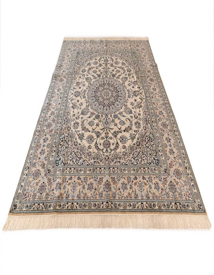 Detail image of  6' 8 x 8' 6 Nain Rug