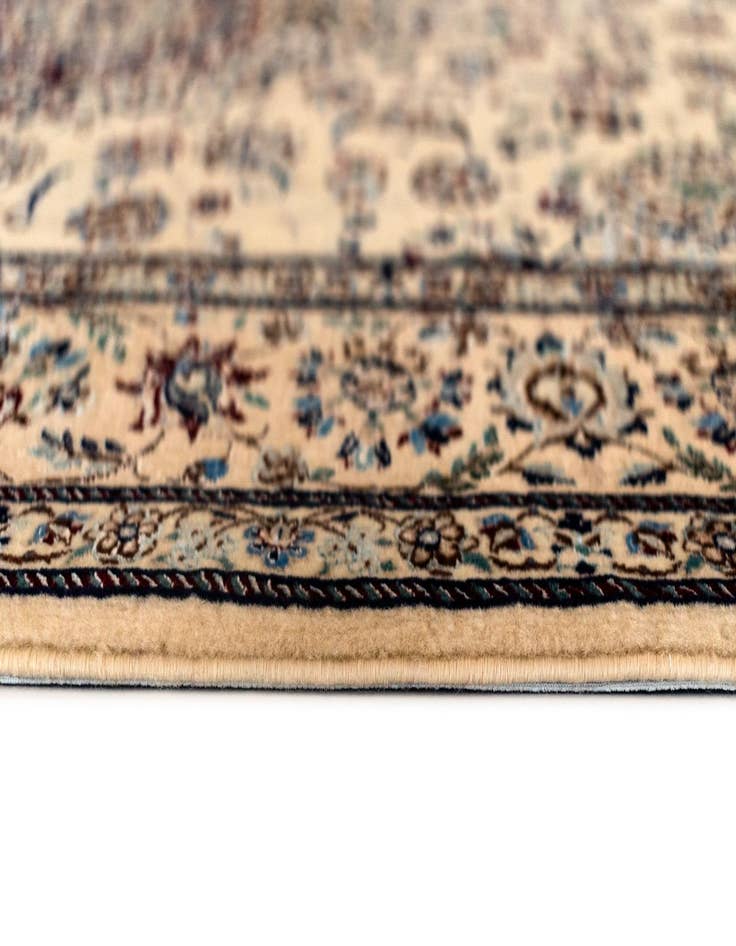 Detail image of  4' 2 x 6' 5 Nain Rug