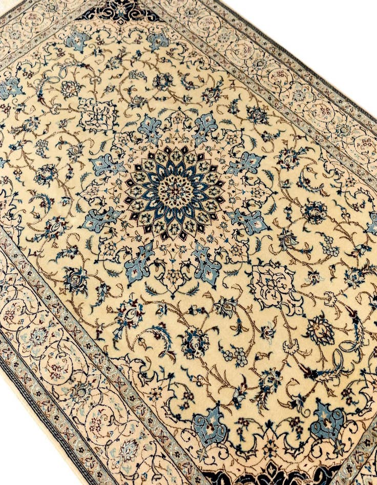 Detail image of  4' 4 x 6' 7 Nain Rug