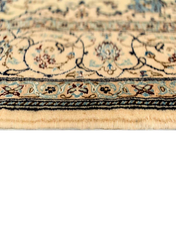 Detail image of  4' 4 x 6' 7 Nain Rug