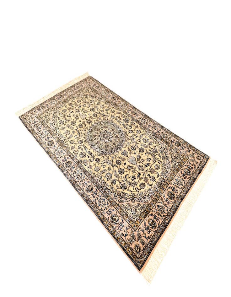 Detail image of  4' 6 x 7' 6 Nain Rug