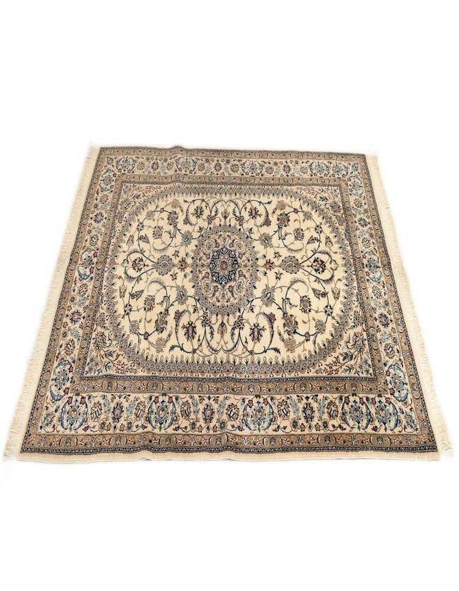 Detail image of  5' 2 x 7' 10 Nain Rug