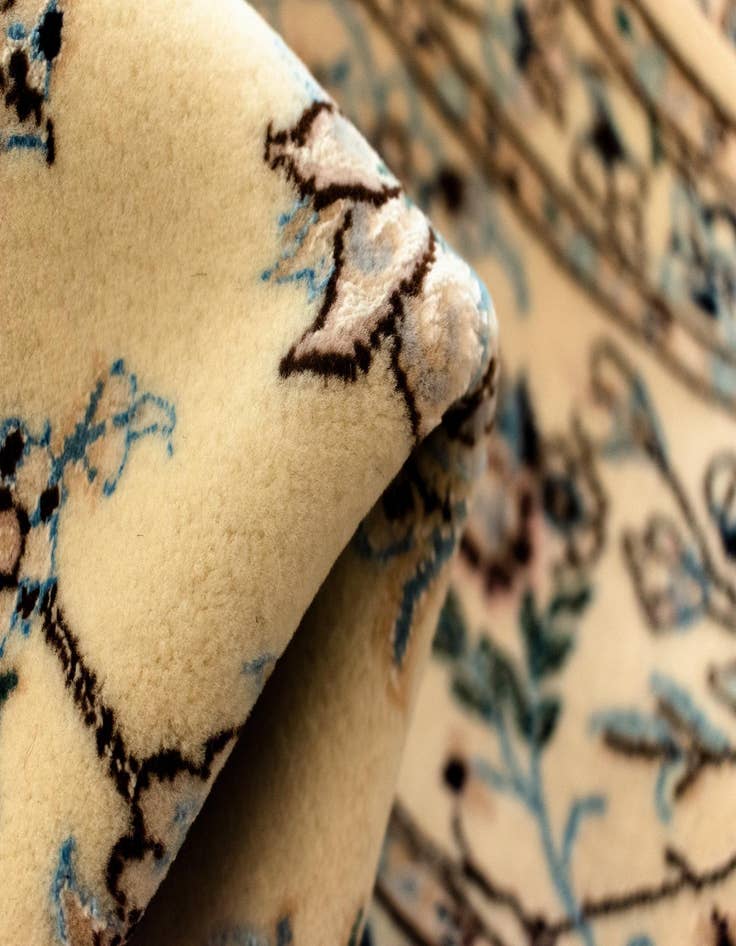 Detail image of  5' 2 x 7' 11 Nain Rug