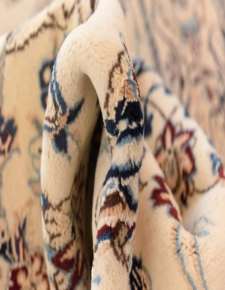 Detail image of  4' 1 x 7' 11 Nain Rug