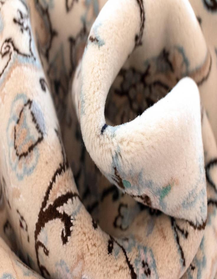 Detail image of  8' 6 x 11' 10 Nain Rug