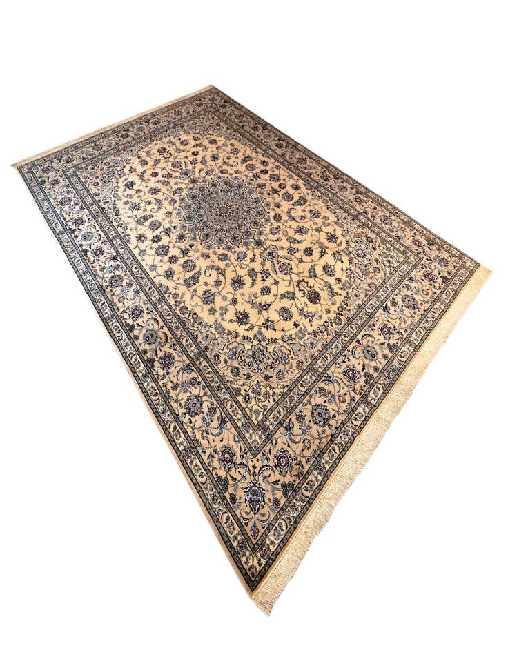 Detail image of  8' 6 x 12' Nain Rug