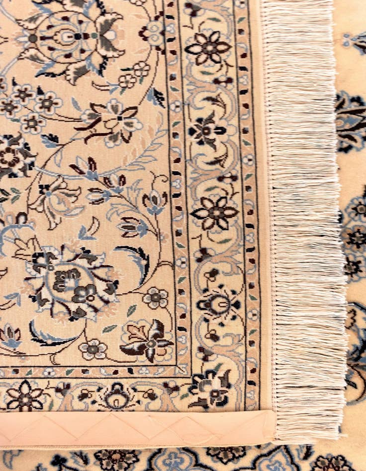 Detail image of  6' 10 x 10' 4 Nain Rug