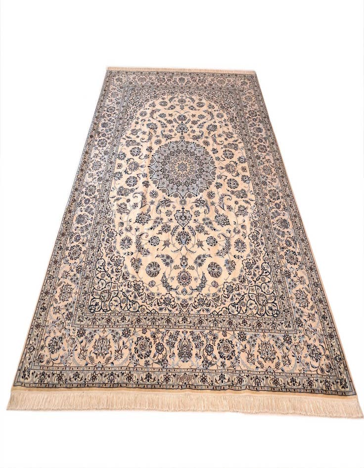 Detail image of  6' 10 x 10' 4 Nain Rug