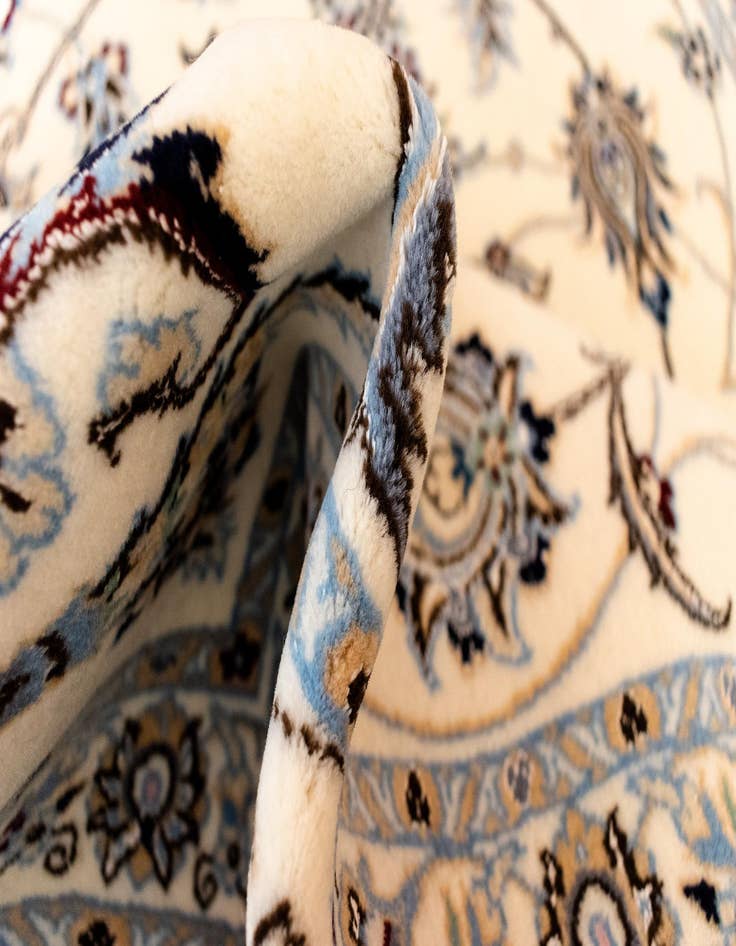 Detail image of  6' 10 x 10' 6 Nain Rug