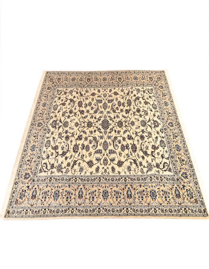 Detail image of  6' 10 x 10' 6 Nain Rug