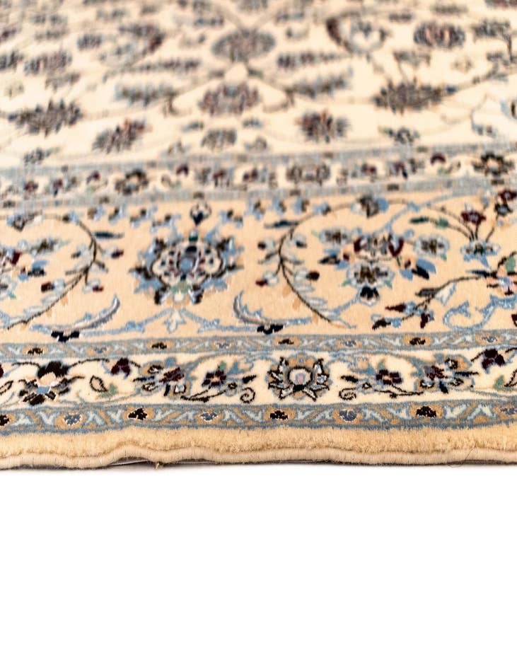 Detail image of  6' 10 x 10' 6 Nain Rug