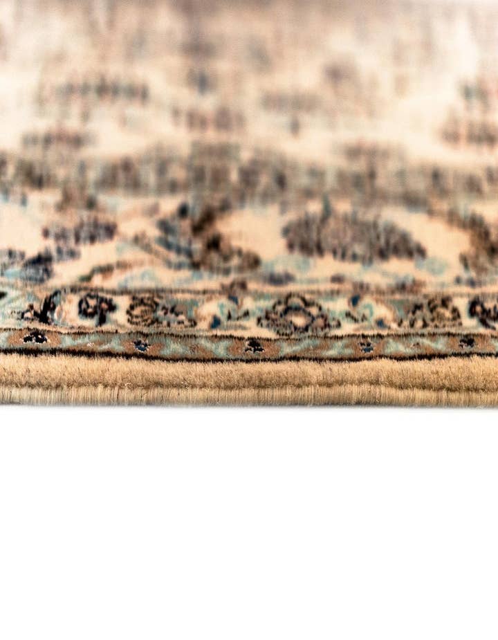 Detail image of  6' 10 x 10' 4 Nain Rug