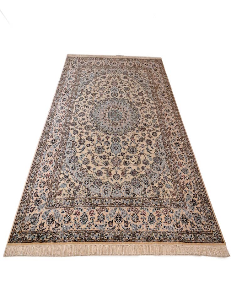 Detail image of  6' 9 x 10' 3 Nain Rug