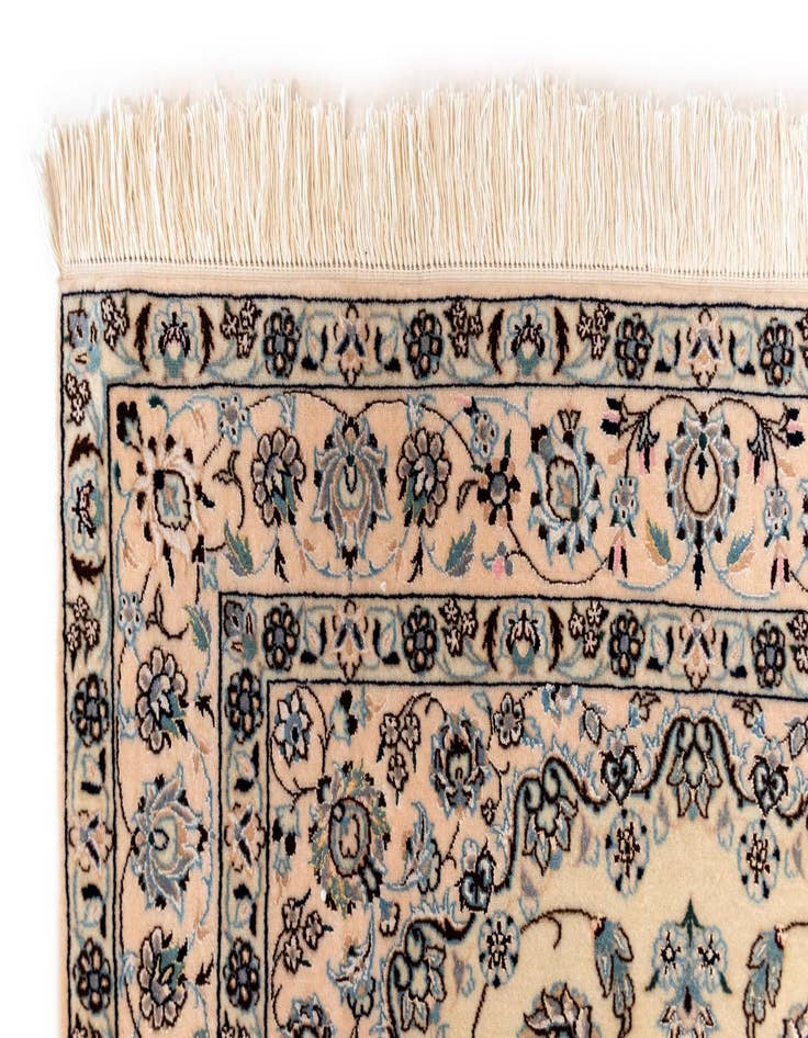 Detail image of  3' 8 x 5' 7 Nain Rug