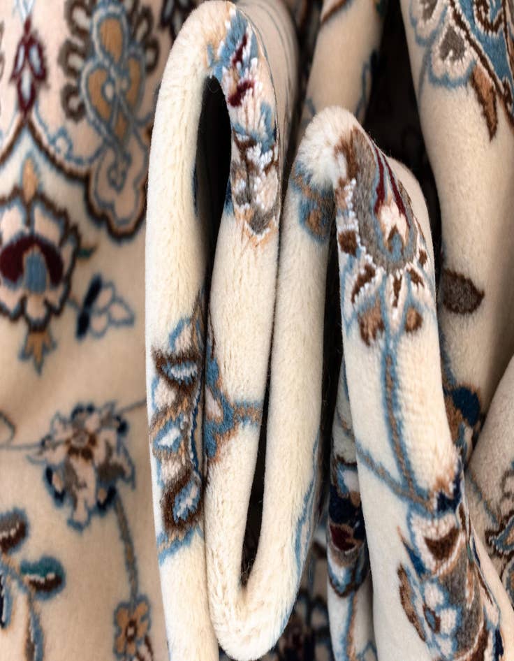 Detail image of  5' 5 x 8' 2 Nain Rug