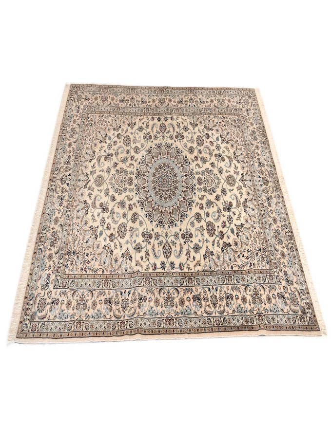 Detail image of  5' 5 x 8' 2 Nain Rug