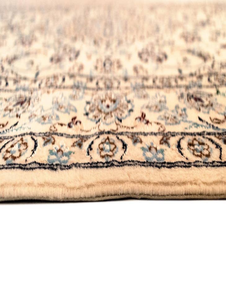 Detail image of  3' 11 x 5' 8 Nain Rug