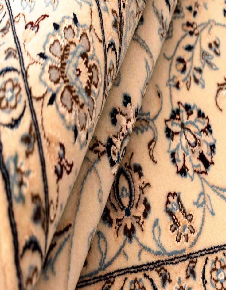 Detail image of  3' 11 x 5' 8 Nain Rug