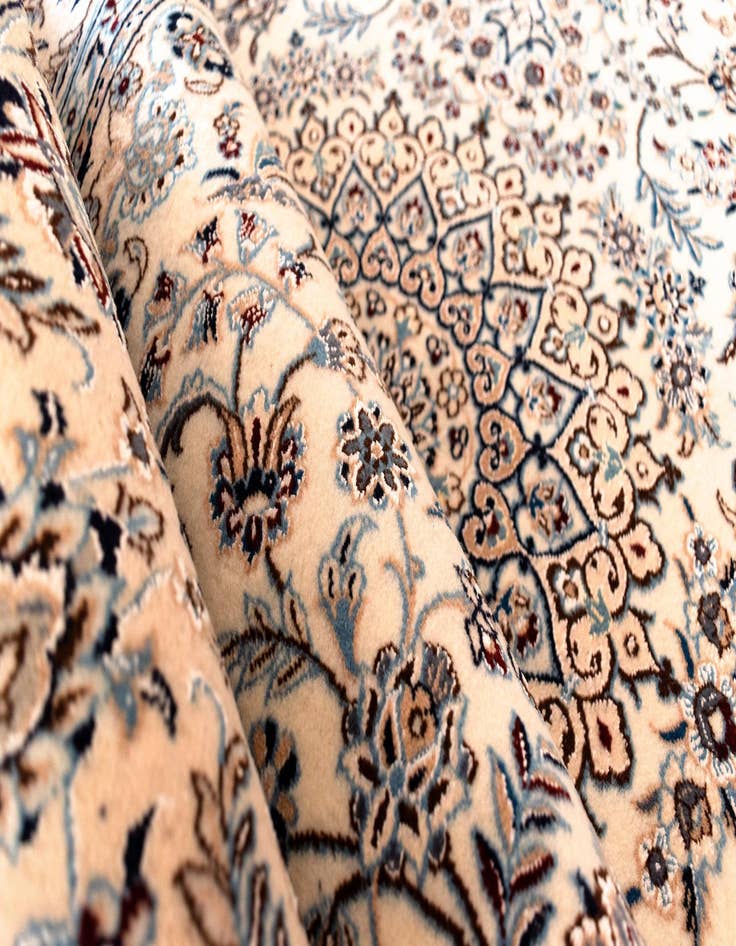 Detail image of  4' 3 x 6' 7 Nain Rug