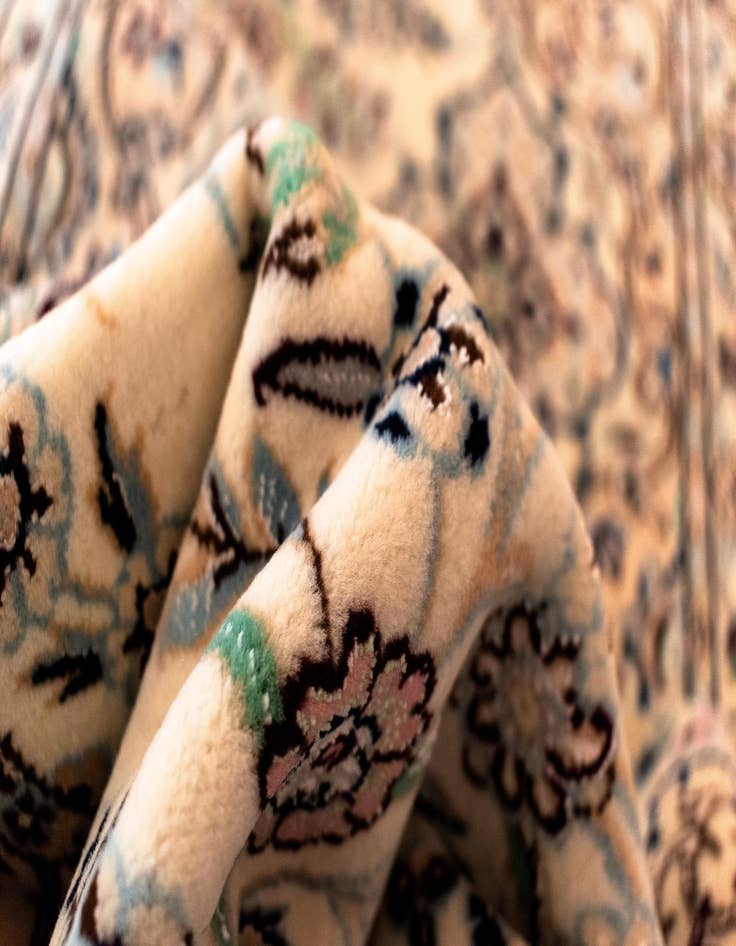 Detail image of  4' 9 x 7' 5 Nain Rug