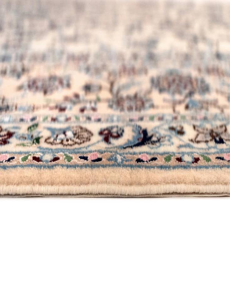 Detail image of  6' 8 x 10' 2 Nain Rug