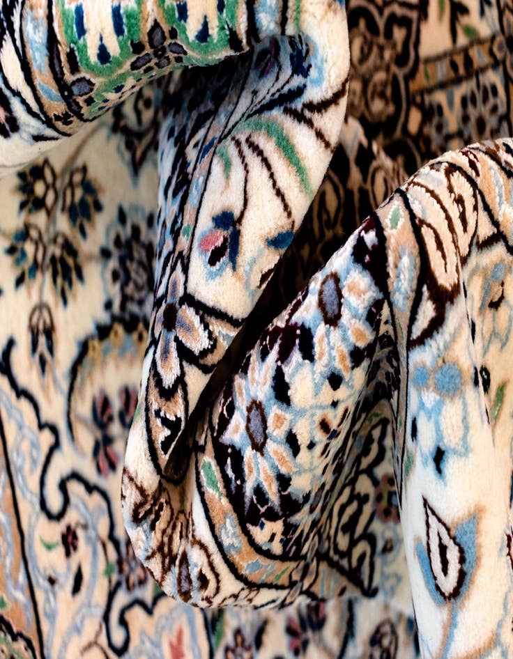 Detail image of  3' 10 x 5' 10 Nain Rug