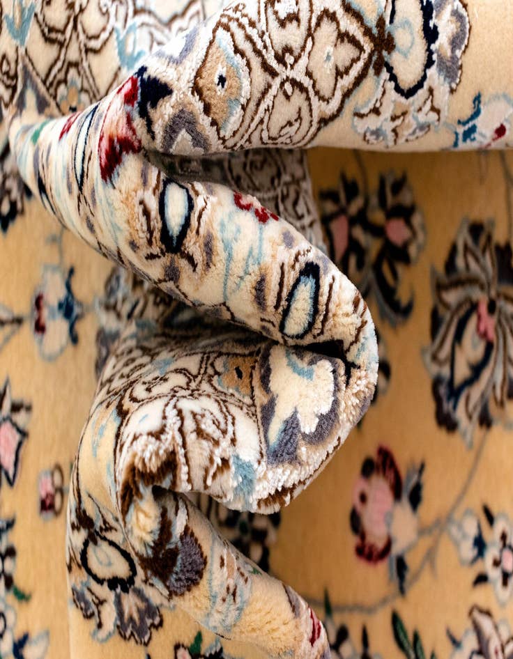 Detail image of  4' 2 x 6' Nain Rug