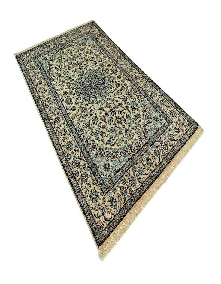 Detail image of  4' 2 x 6' 7 Nain Rug