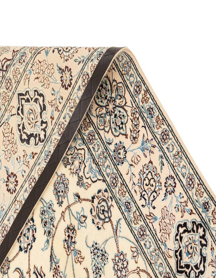 Detail image of  5' 1 x 7' 9  Hand Knotted Nain Rug