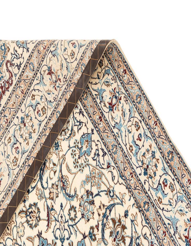 Detail image of  5' 3 x 8' 8  Hand Knotted Nain Rug