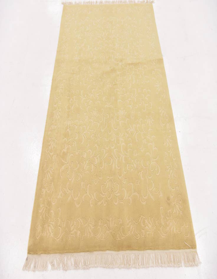 Detail image of  4' 7 x 6' 7  Hand Knotted Nepal Wool Rug