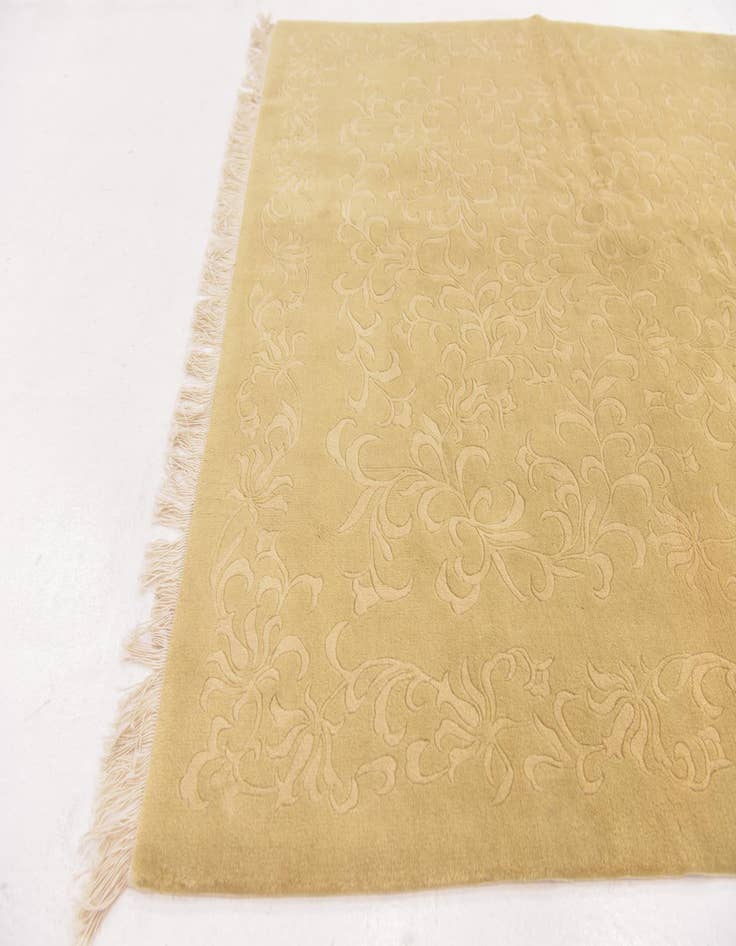 Detail image of  4' 7 x 6' 7  Hand Knotted Nepal Wool Rug